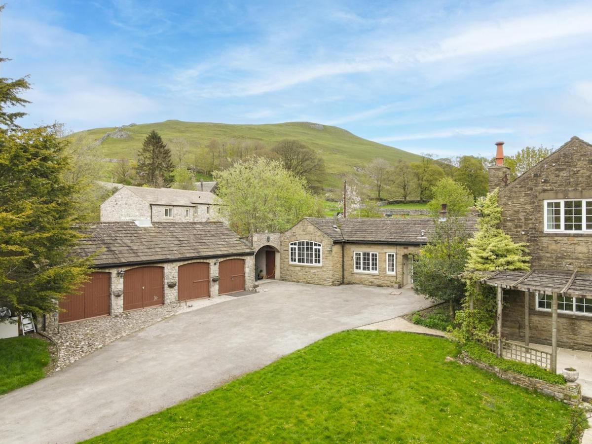 Central Malham Wellbeing Escape Hot Tub & Studio 외부 사진