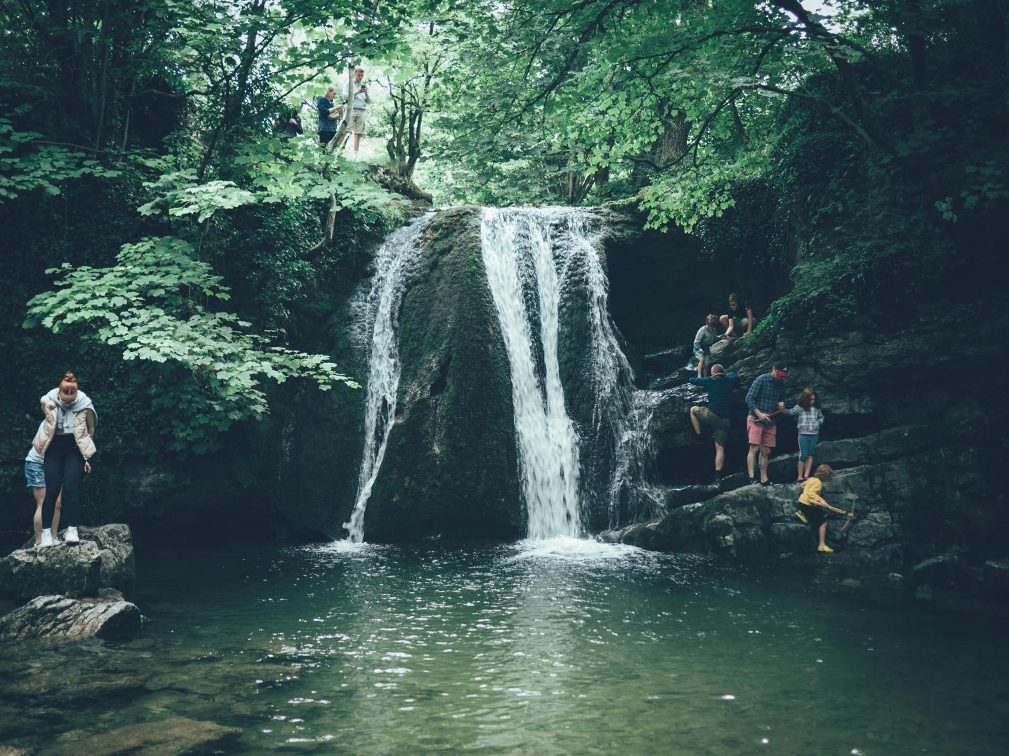 Central Malham Wellbeing Escape Hot Tub & Studio 외부 사진